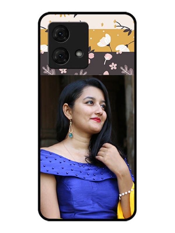 Custom Motorola Moto G84 5G Custom Glass Phone Case - Stylish Floral Design