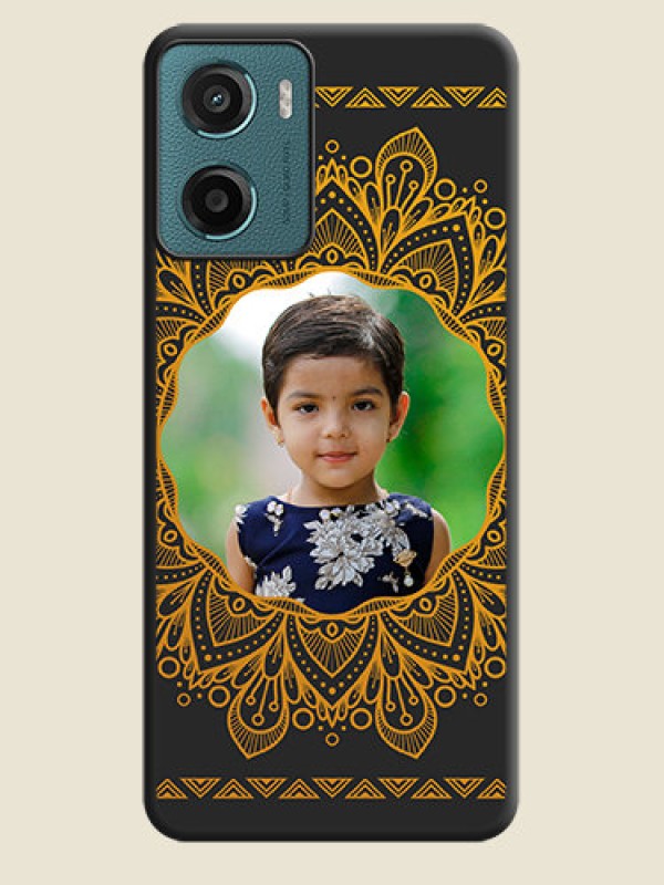 Custom Round Image with Floral Design On Space Black Custom Soft Matte Mobile Back Cover - Motorola G05