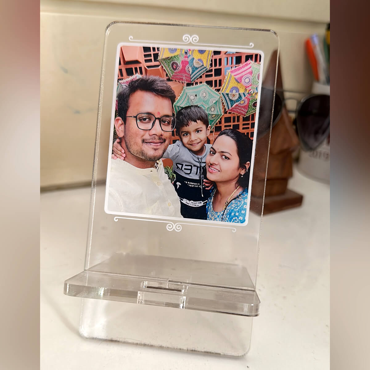 Acrylic Phone Stand Customer Image Review 19