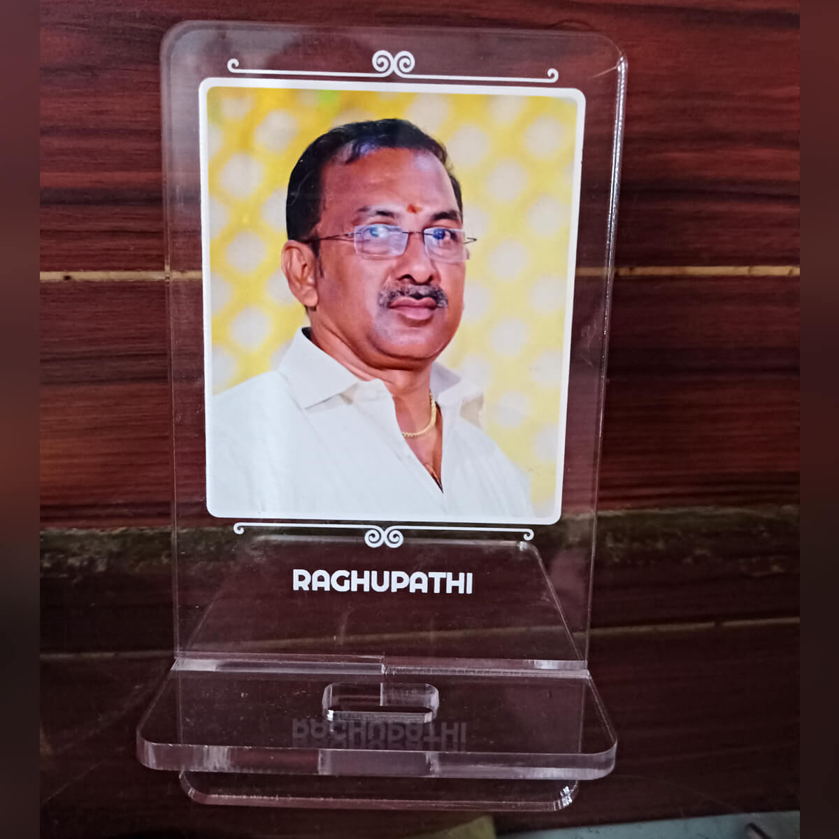 Acrylic Phone Stand Customer Image Review 18