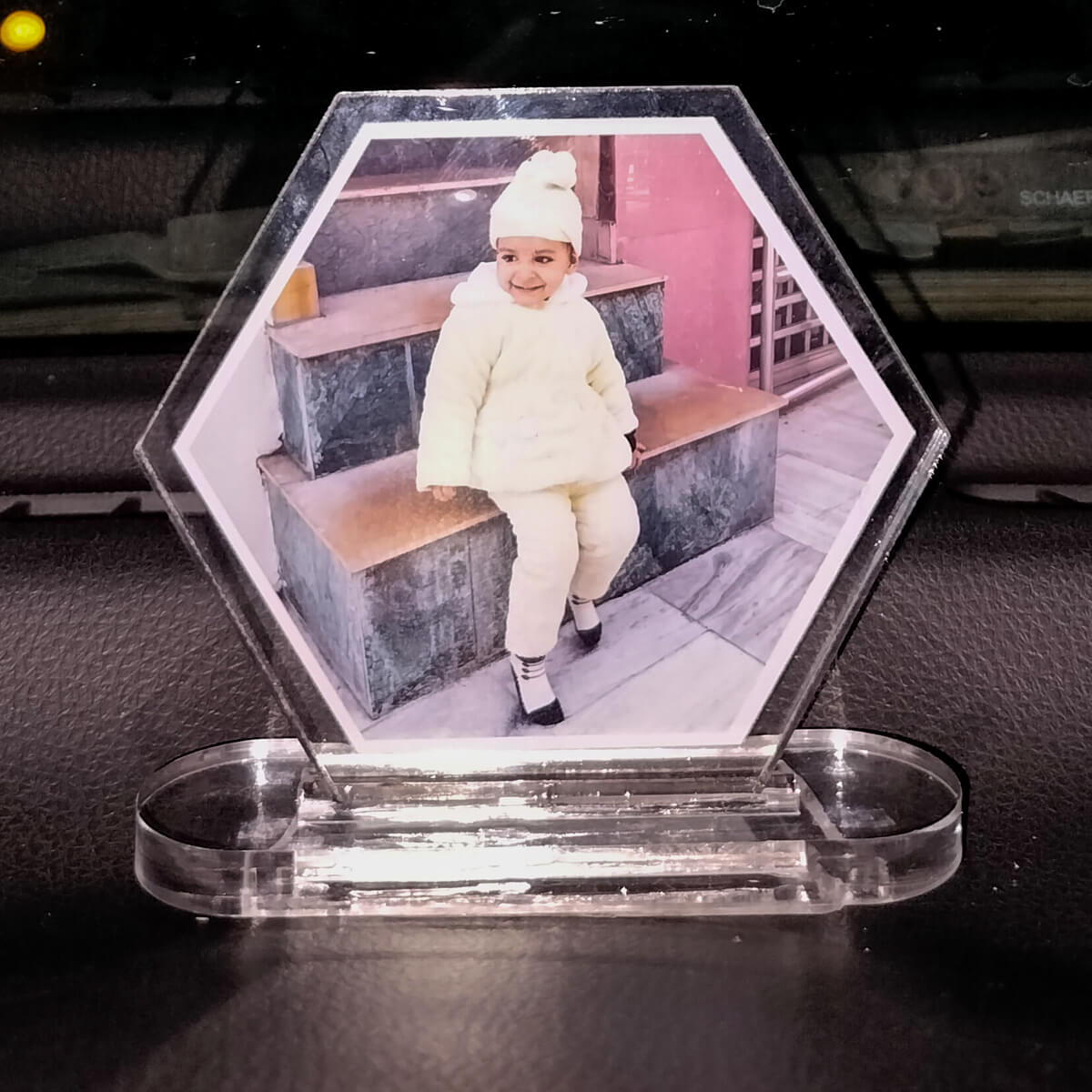 Dashboard Photo Stand Customer Image Review 5