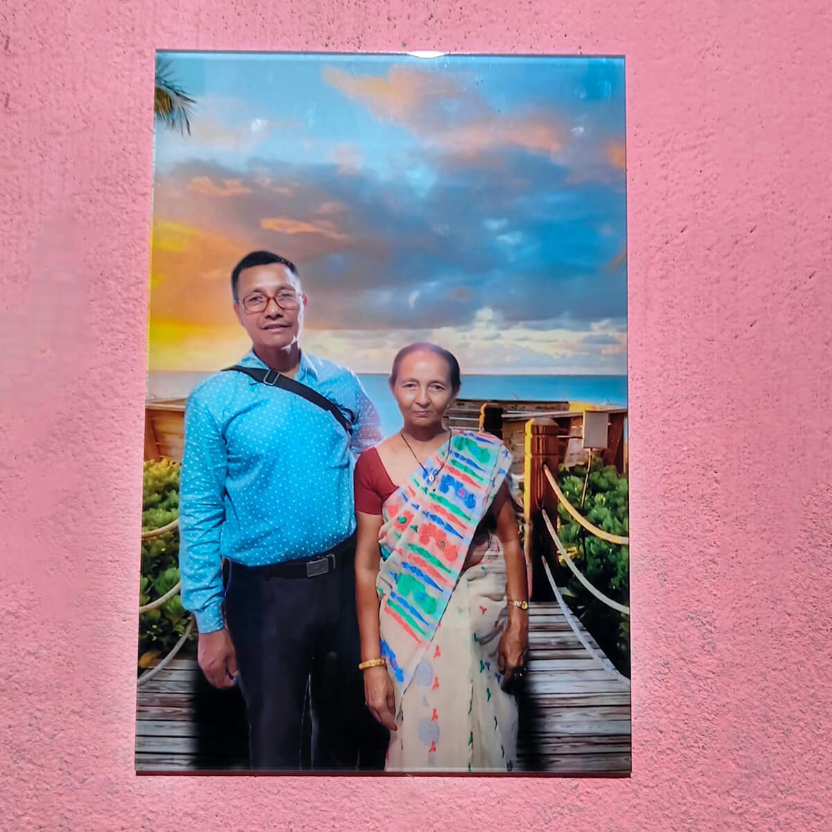 Acrylic Photo Frame Customer Image Review 45