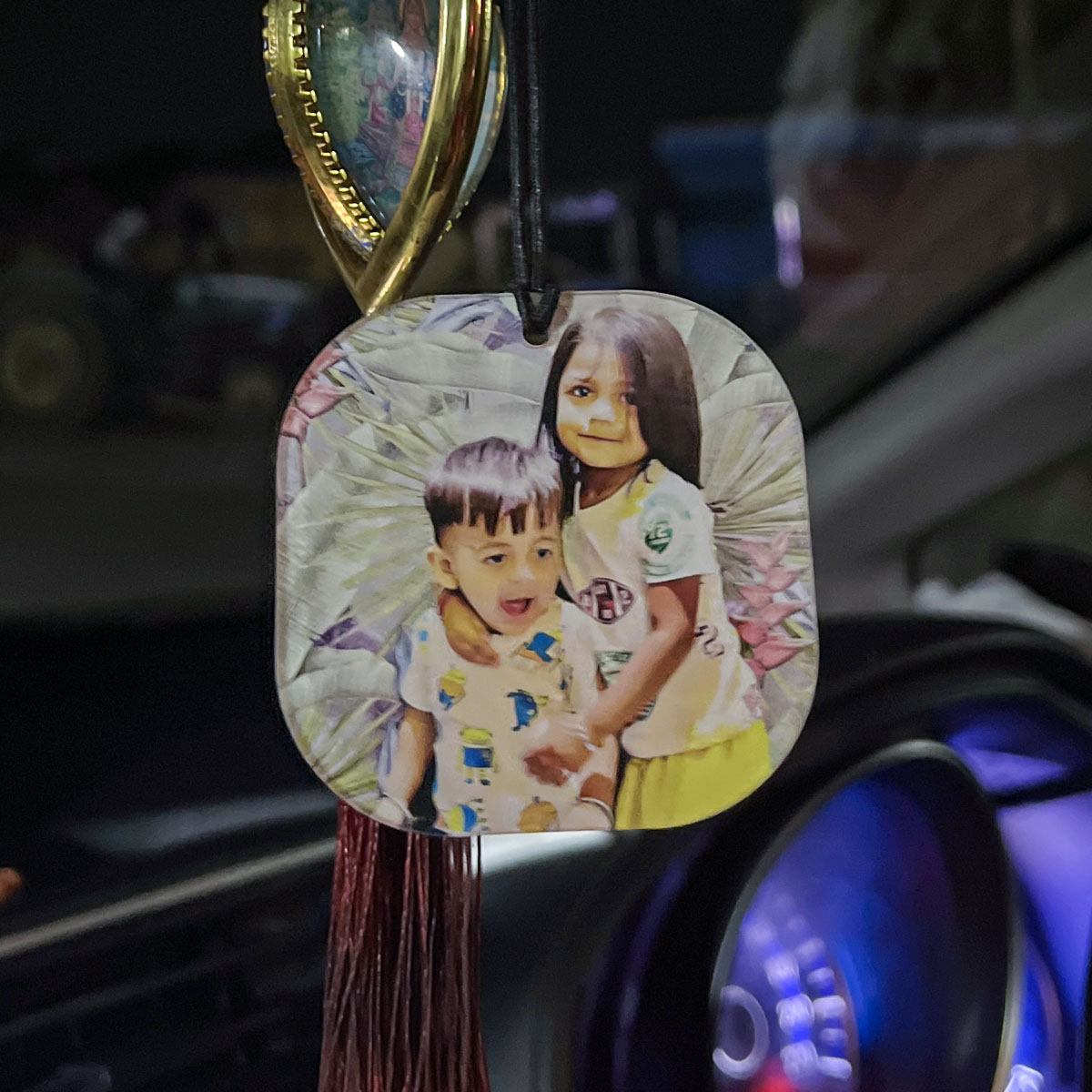 Car Photo Hanging Customer Image Review 4