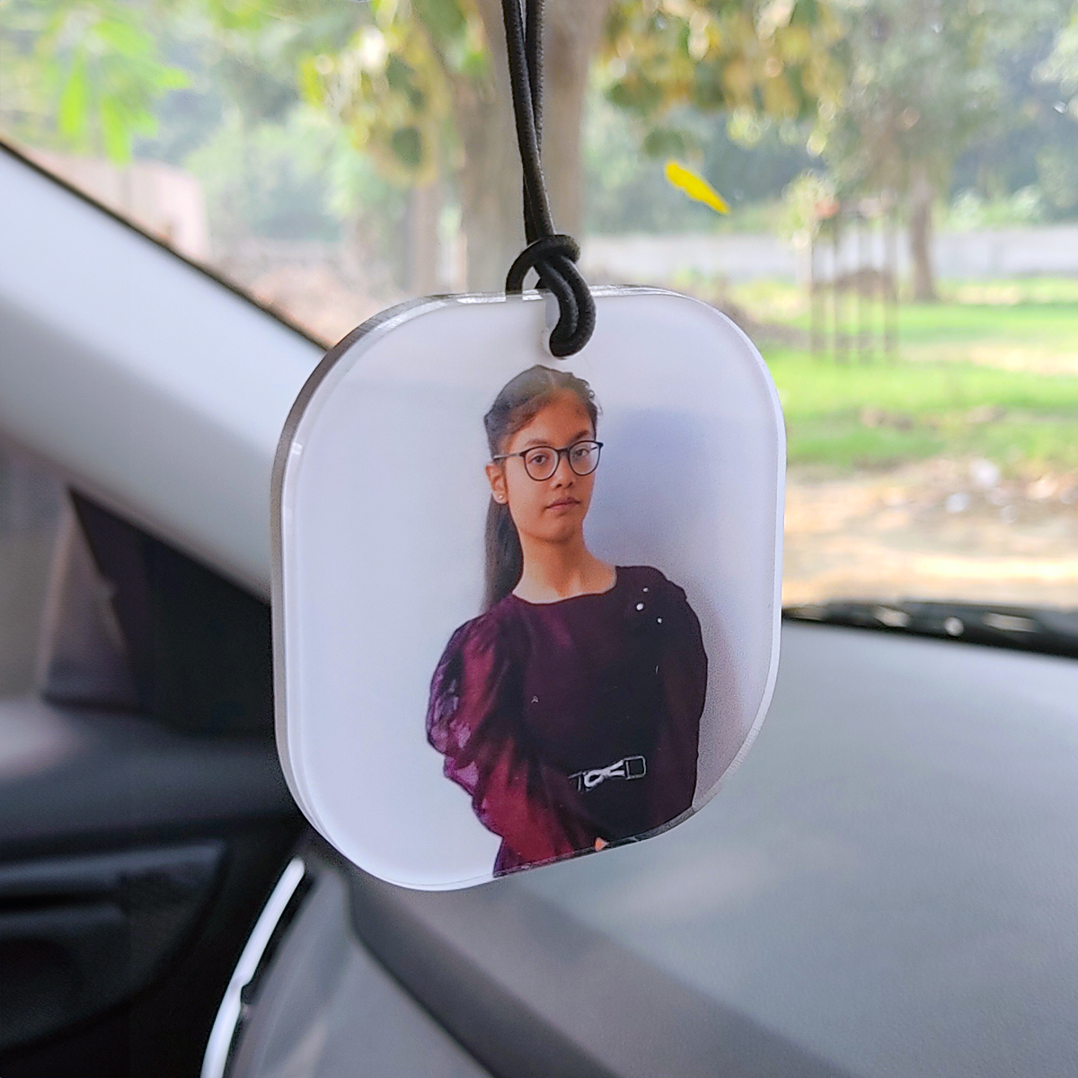 Car Photo Hanging Customer Image Review 13