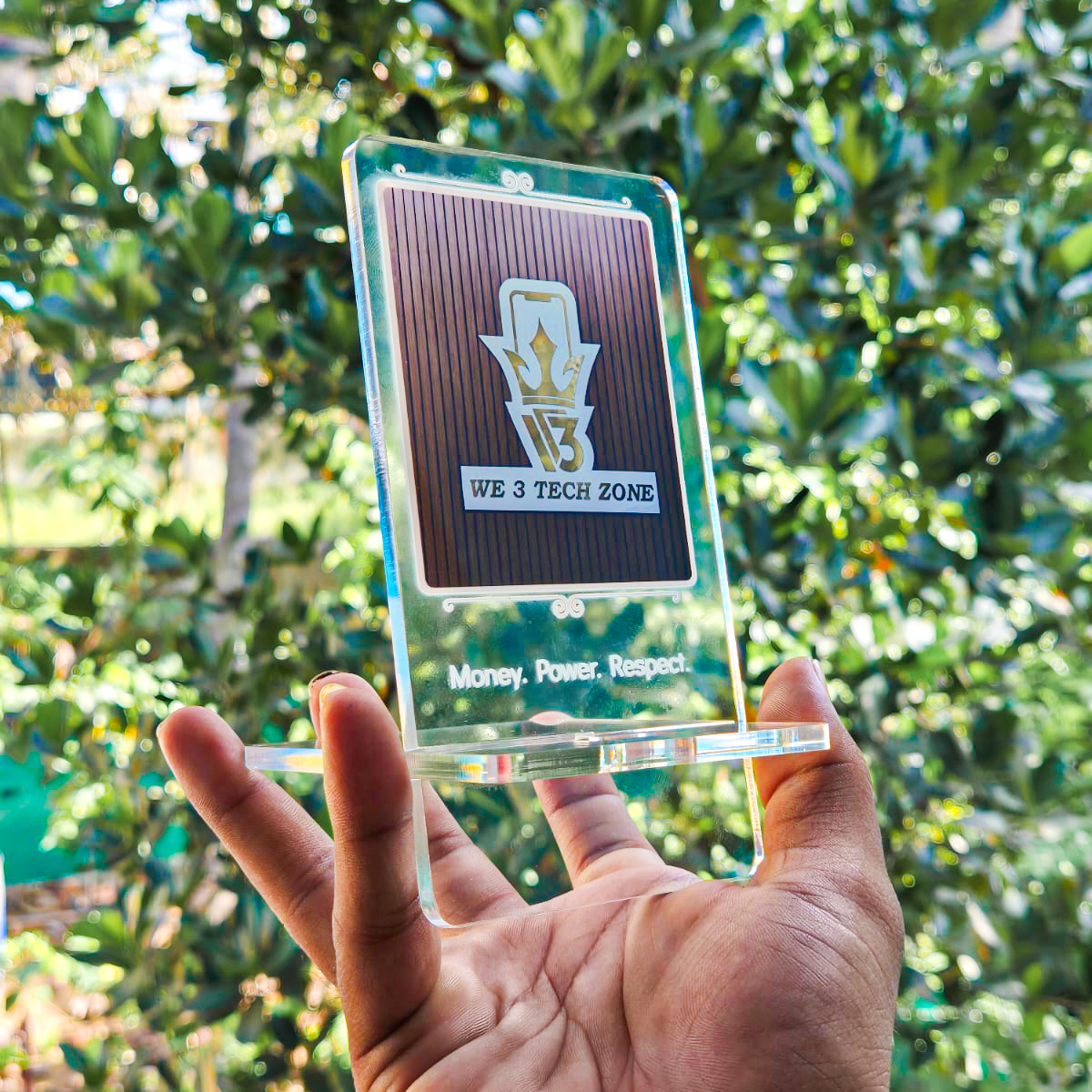 Acrylic Phone Stand Customer Image Review 3
