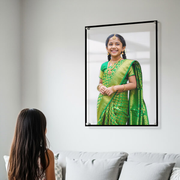 Explore Our Transparent Acrylic Wall Frames Collections